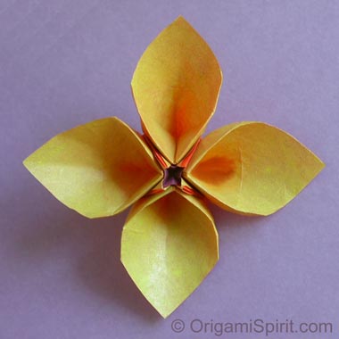 Origami Hollow-Petal Flower post image